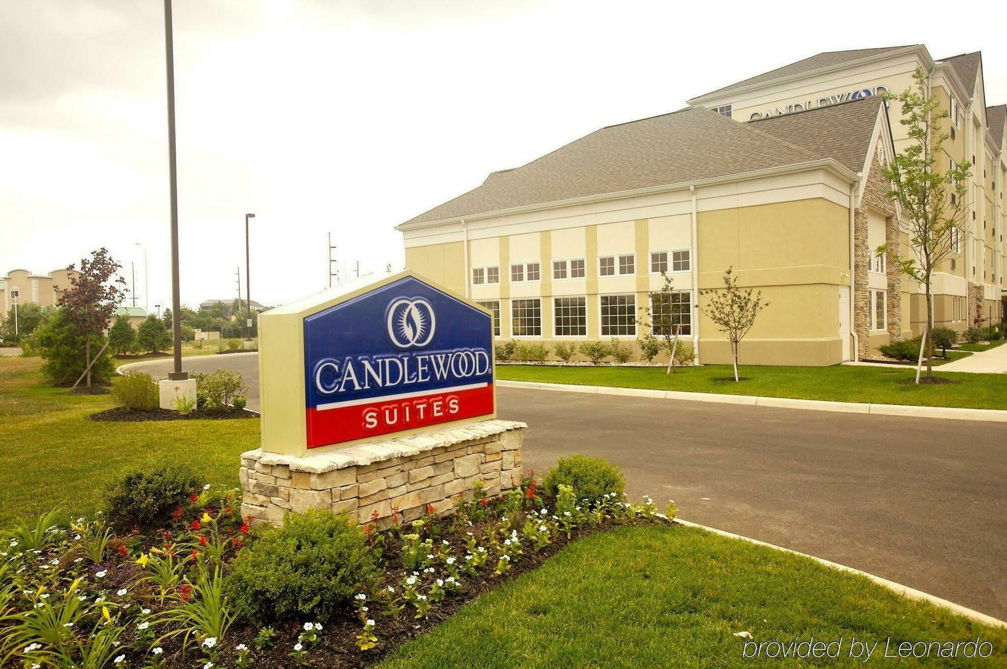 Candlewood Polaris By Ihg Hotel