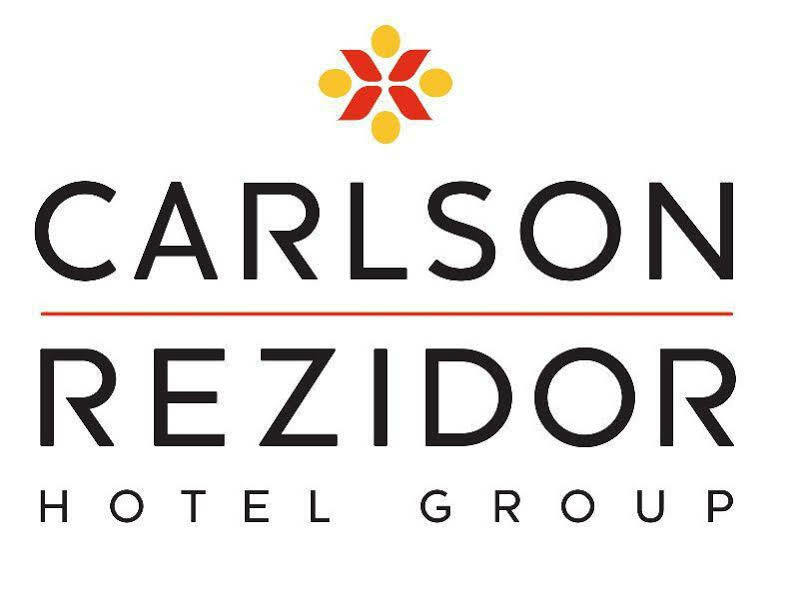Country & By Radisson, Airport, Oh Hotel 3*