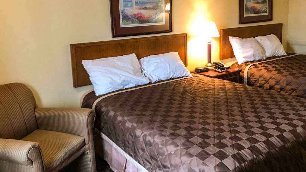 Budget East Motel 2*