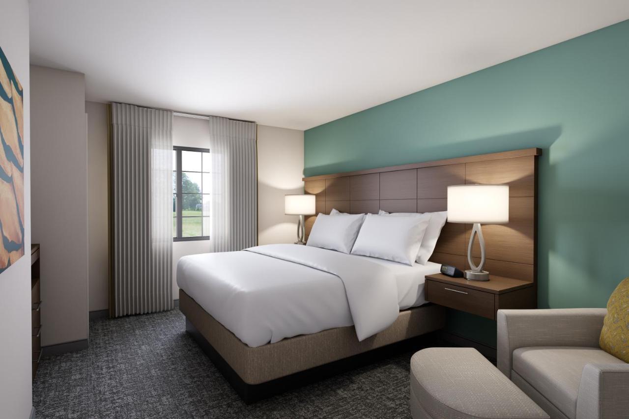 Hotel Staybridge - - Worthington, An Ihg
