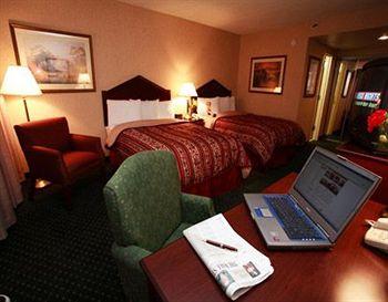 Hotel Plaza 3*