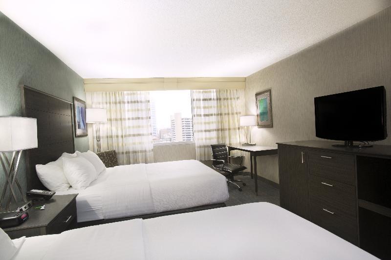 Dwtn-capitol Square By Ihg Hotel 3*