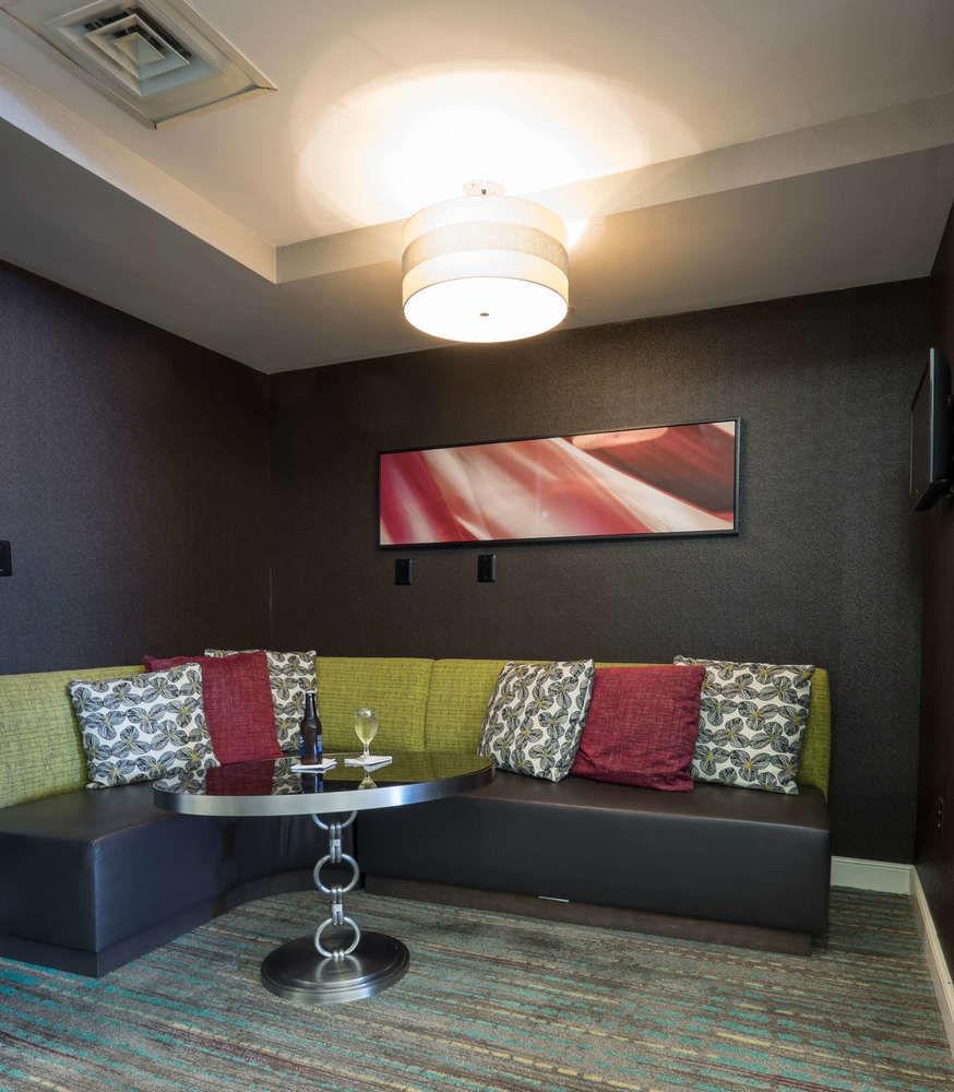Worthington Hotel 3*