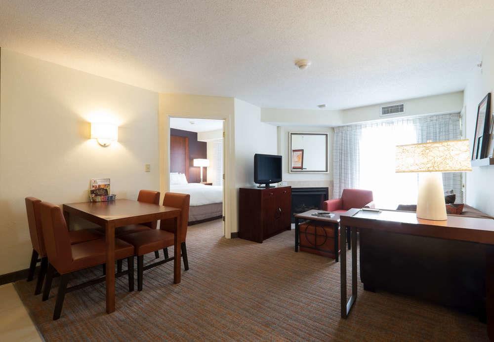 Worthington Hotel 3*