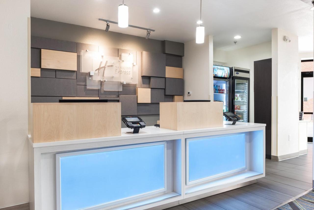 Hotel Express - Downtown By Ihg
