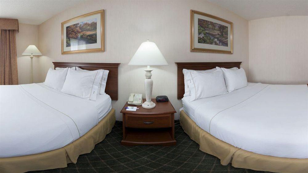 Hotel Express - Ohio Expo Center By Ihg Columbus