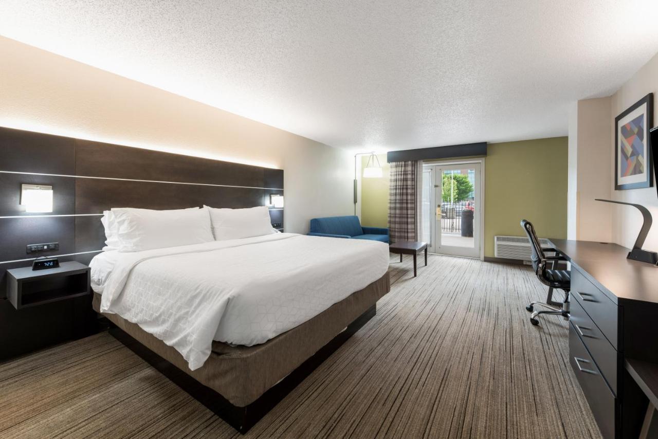 Express - Downtown By Ihg Hotel