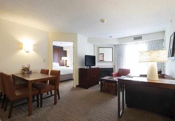 Worthington Hotel 3*