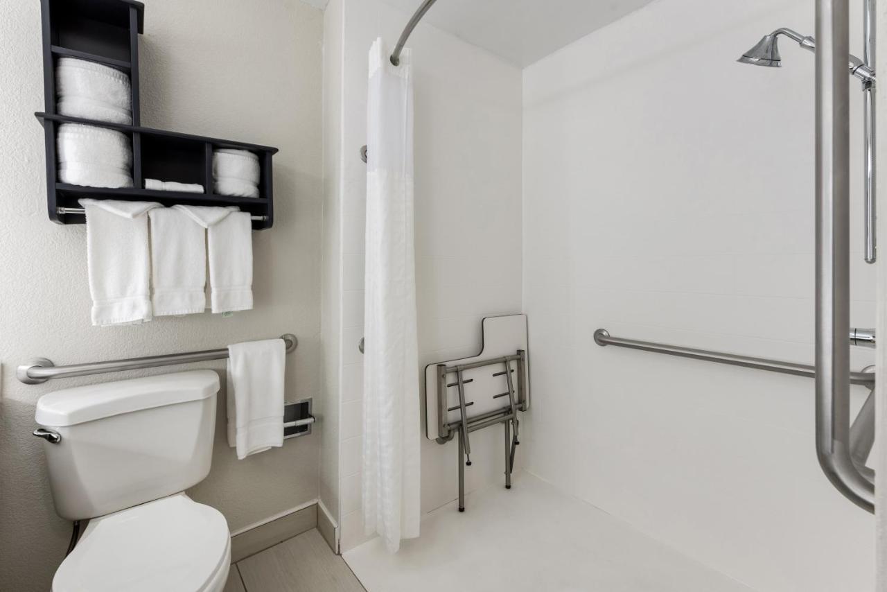 Express - Downtown By Ihg 2*