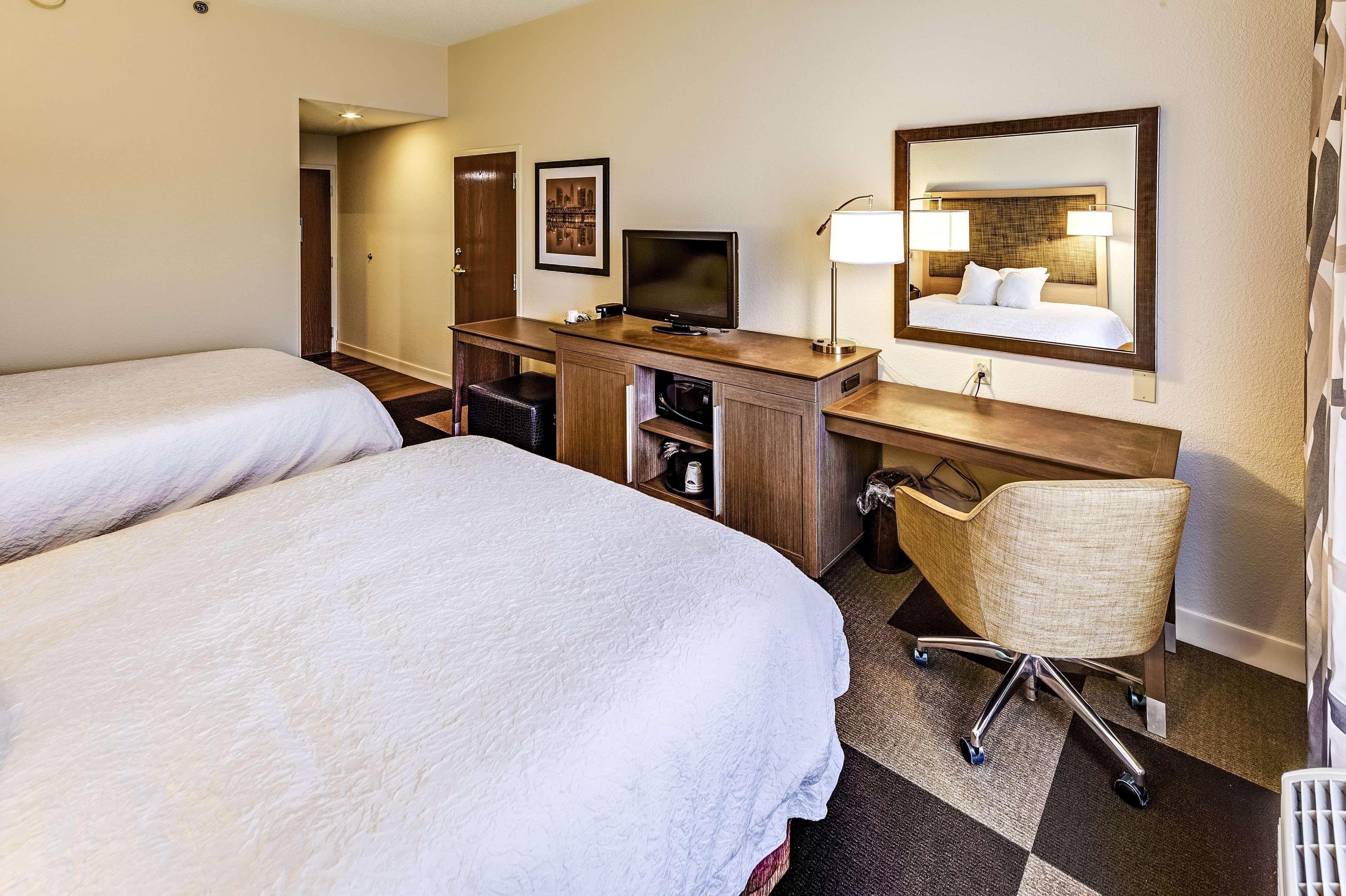 Hotel Hampton I-70e/hamilton Road 3*