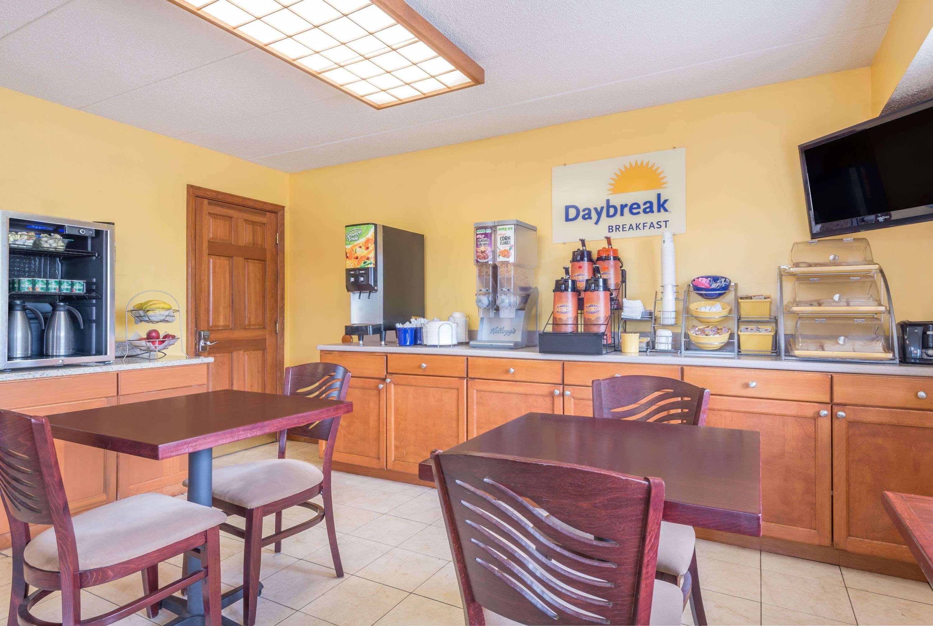 Hotel Days By Wyndham Fairgrounds 3*