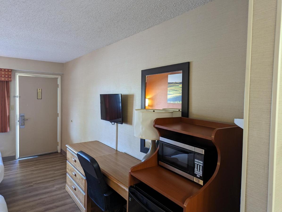 Days By Wyndham Fairgrounds 3*
