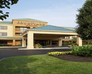 Courtyard Airport 3* Columbus
