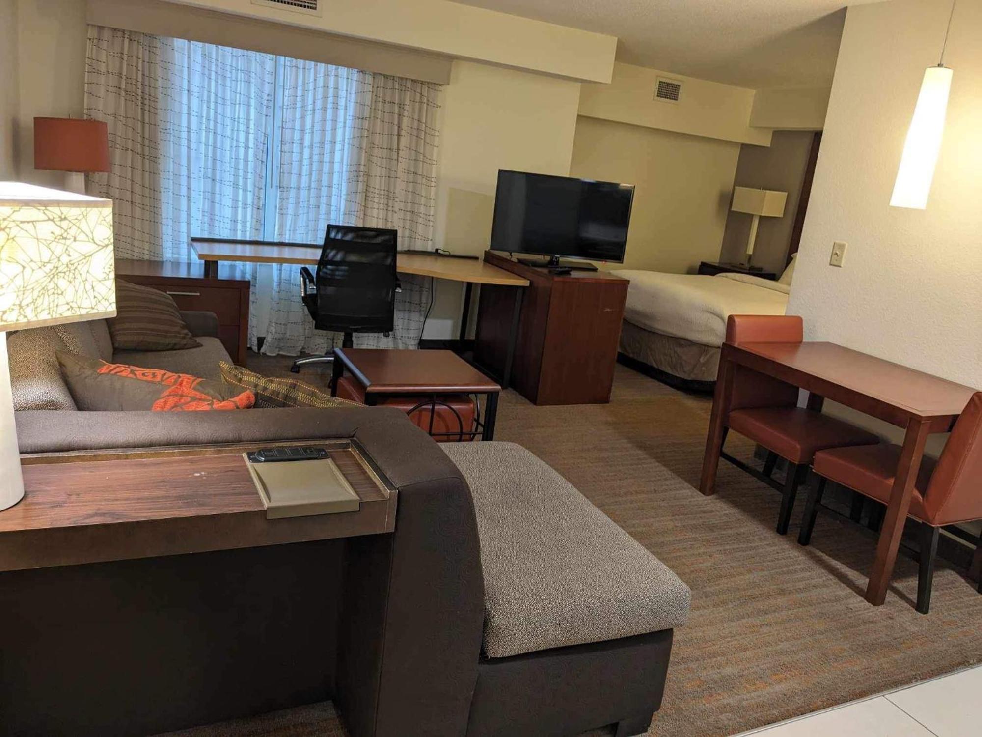 Hotel Revi North 3*