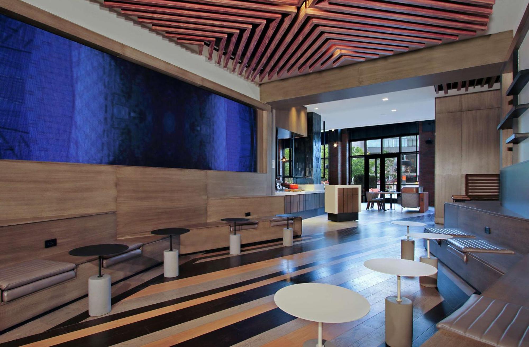 Canopy By Hilton Downtown Short North 4*