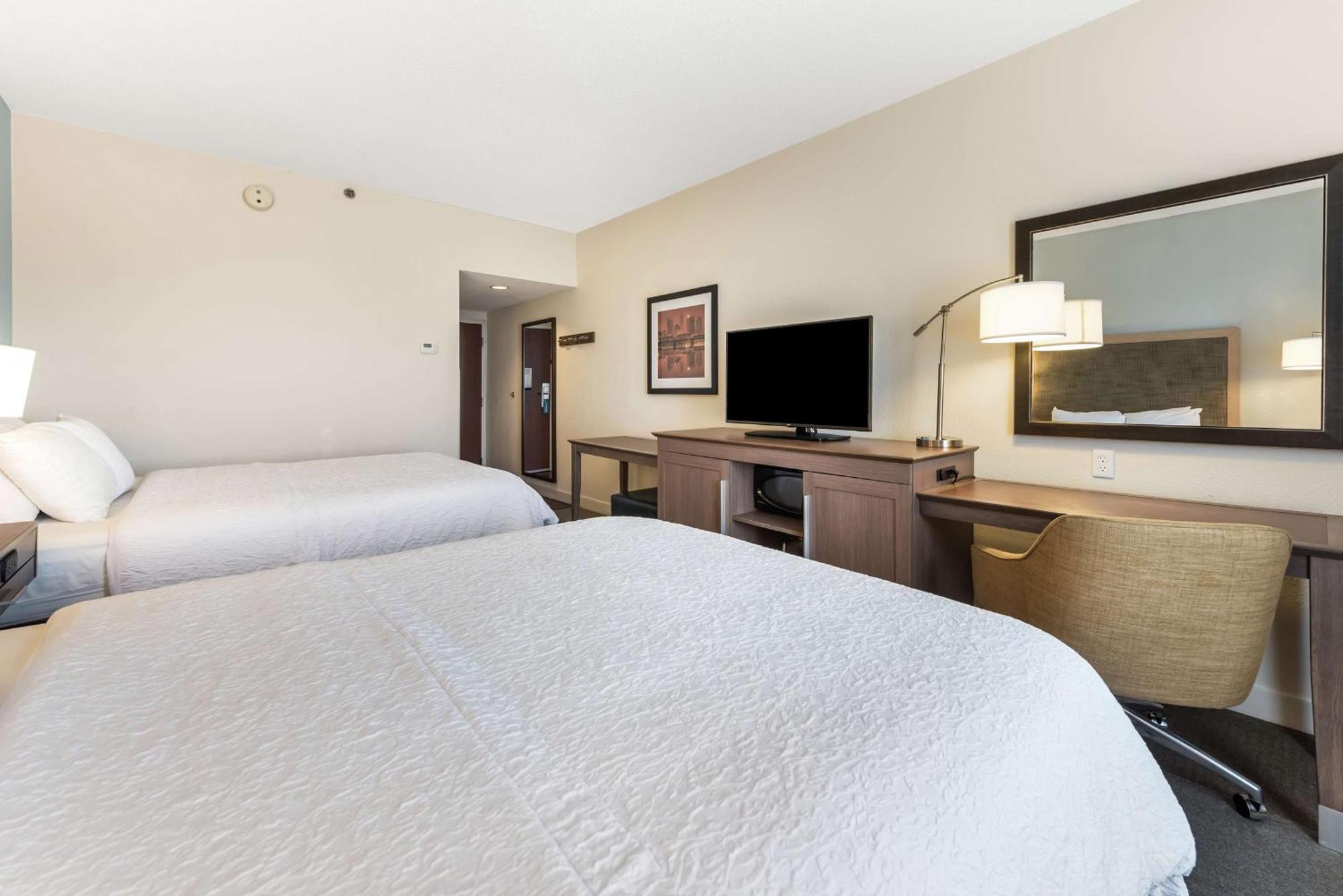 Hotel Hampton I-70e/hamilton Road Columbus