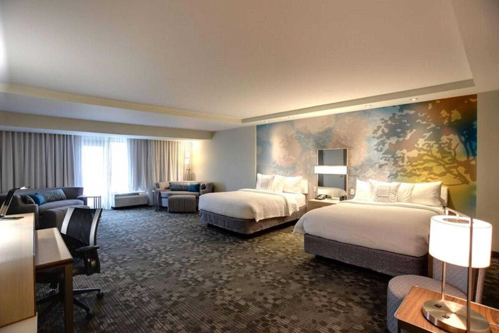Hotel Courtyard By Marriott Osu 3*