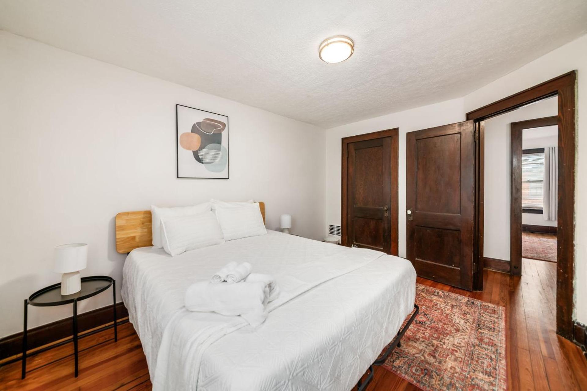 The Cobblestone Townhouse - 2 Bedroom -german Village Holiday home *