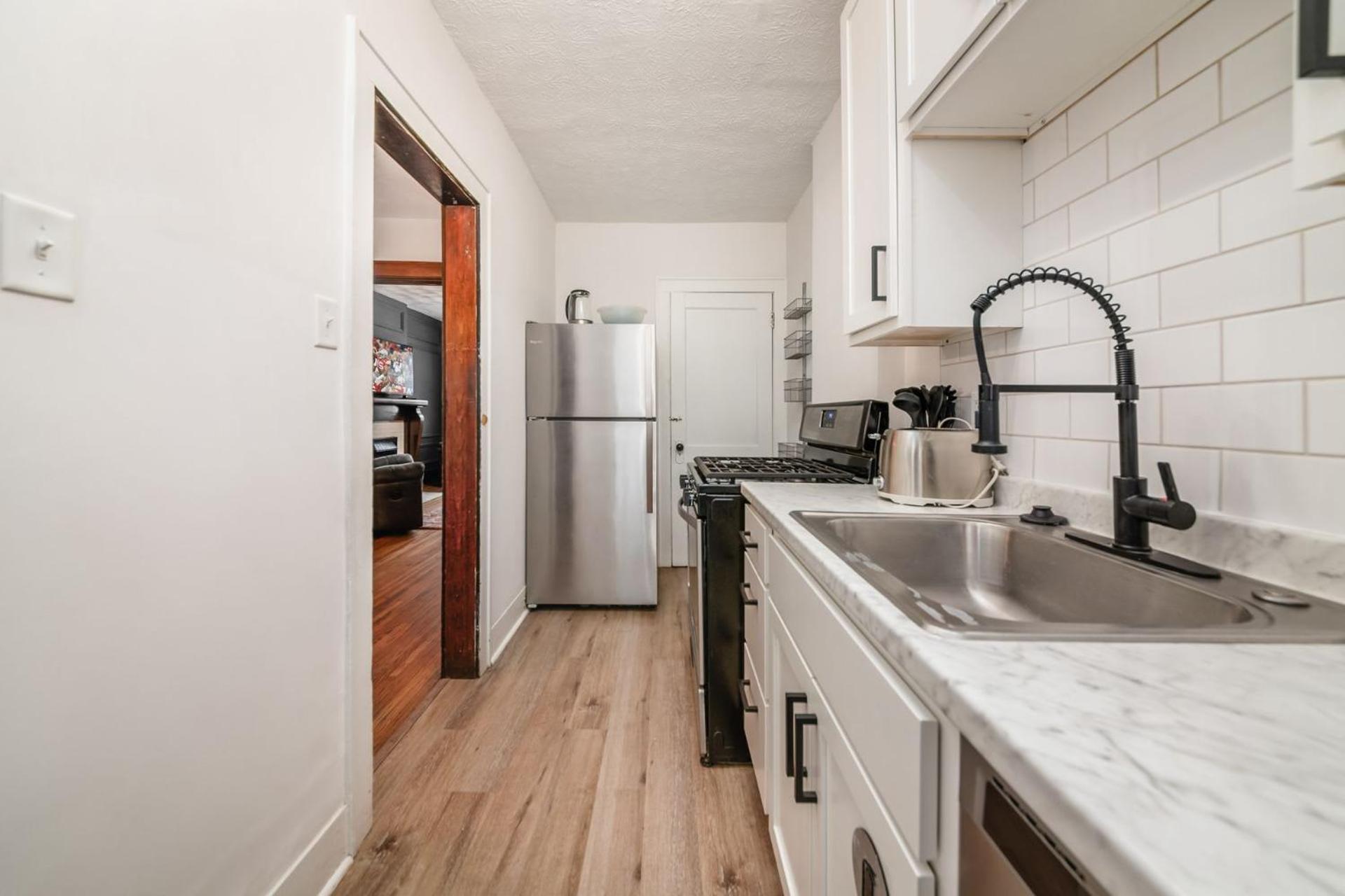 The Cobblestone Townhouse - 2 Bedroom -german Village Holiday home