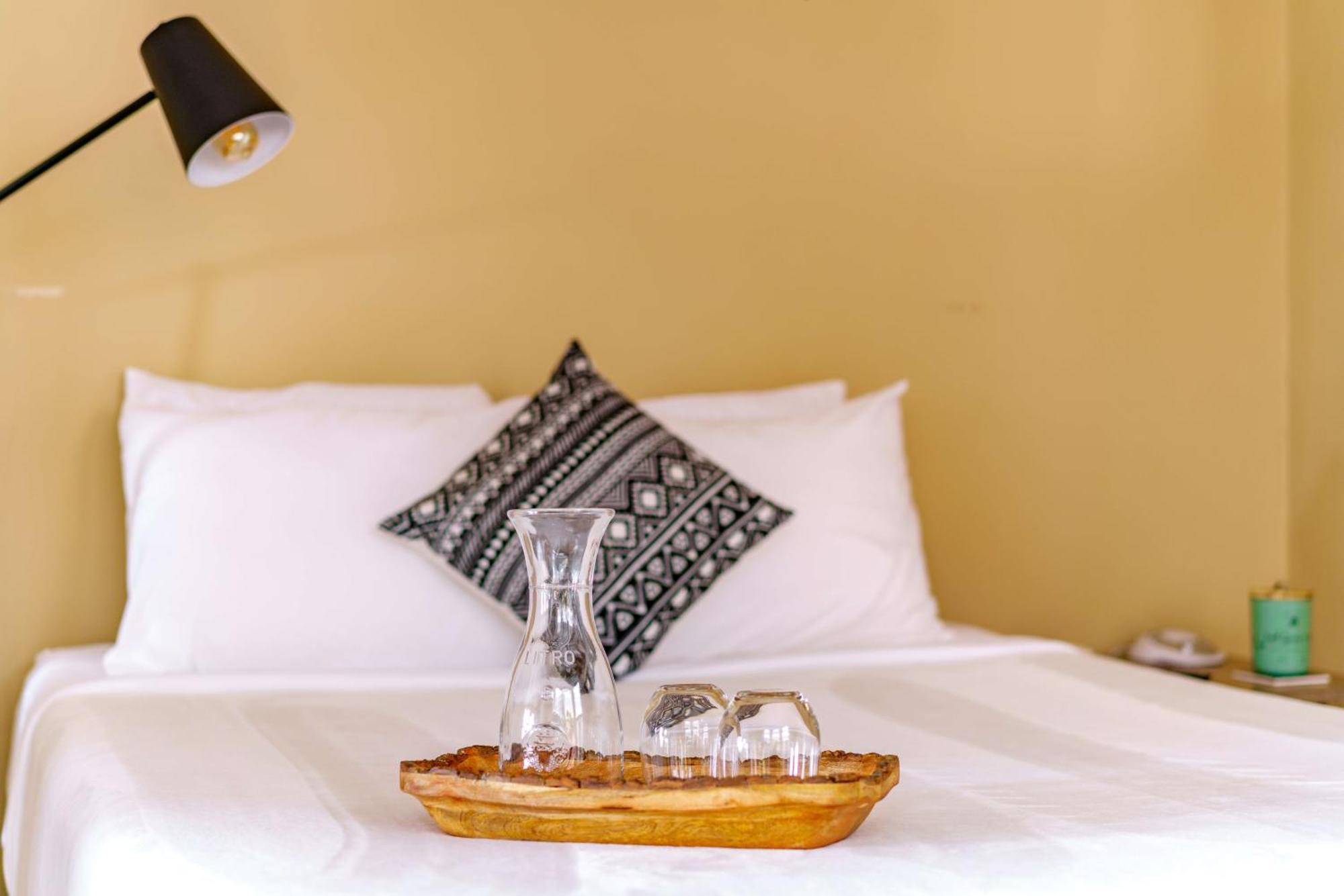 Prime Location Rated Free Parking Clean! Holiday home