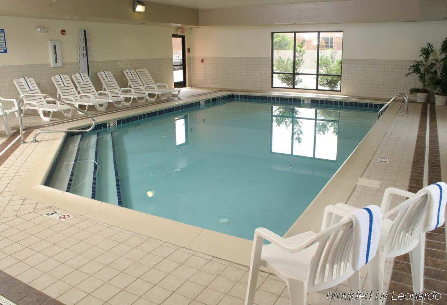 Hotel Hampton I-70e/hamilton Road 3*