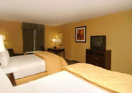 Express - Downtown By Ihg Hotel 2*