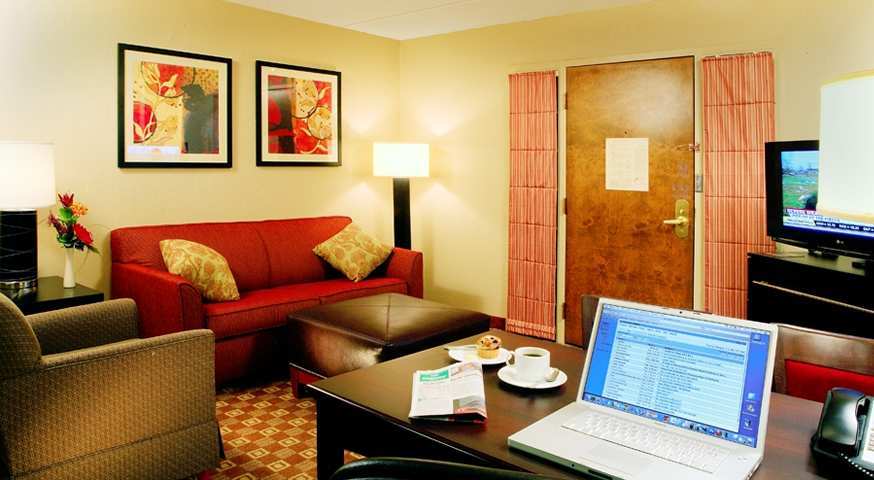 Embassy By Hilton Hotel 4*