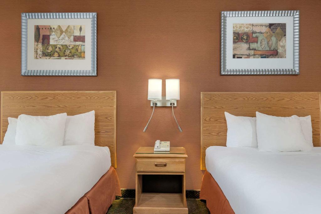 Hotel Days By Wyndham Fairgrounds