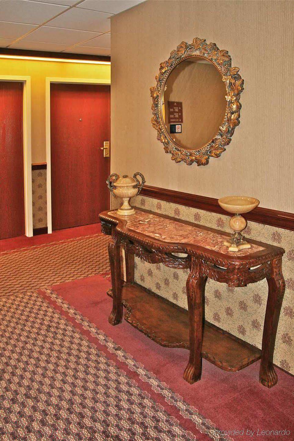 Hotel Hampton I-70e/hamilton Road 3*