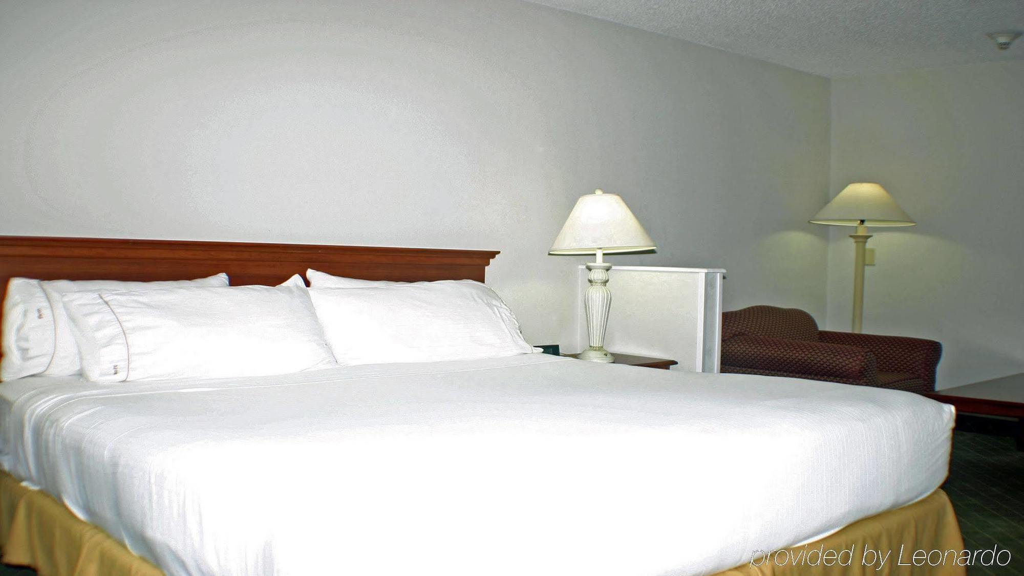 Hotel Express - Ohio Expo Center By Ihg