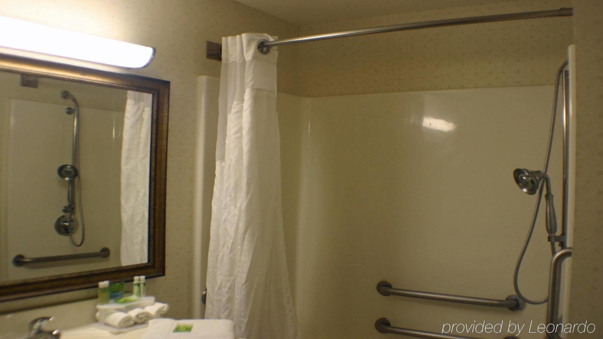 Hotel Express - Ohio Expo Center By Ihg