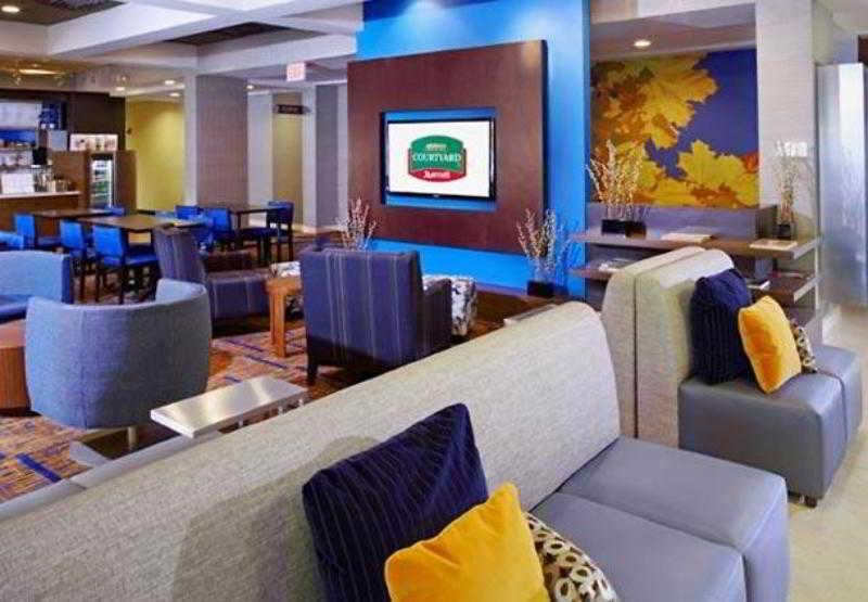 Courtyard Airport Hotel Columbus