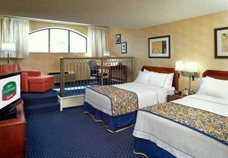 Courtyard Downtown Hotel Columbus