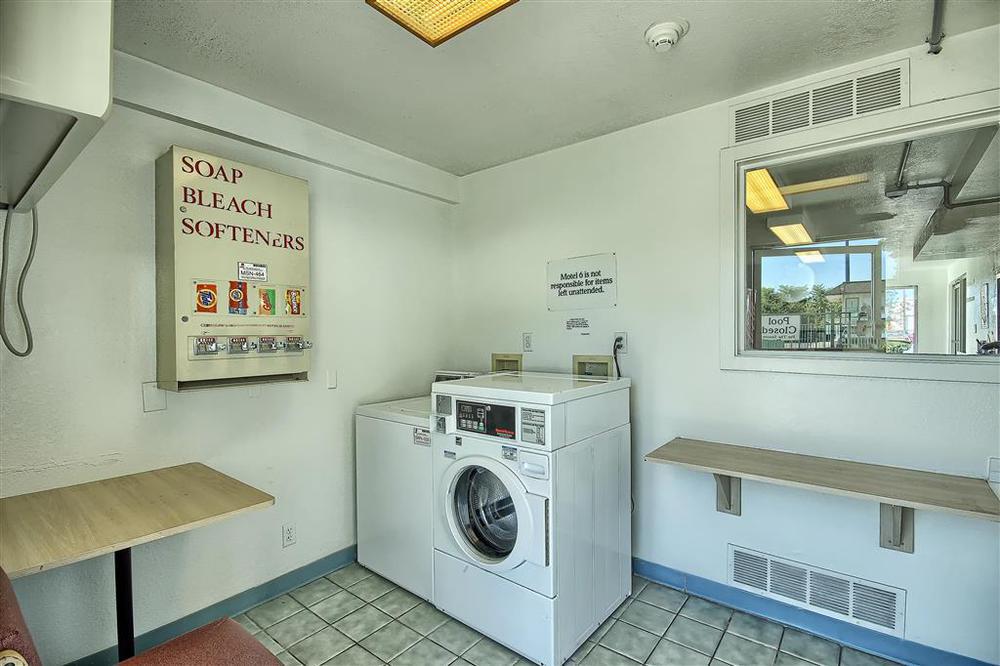 Rodeway Motel 2*