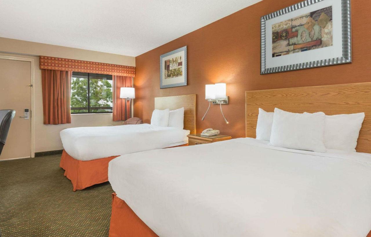 Days By Wyndham Fairgrounds Hotel 3*